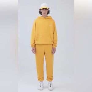 Madhappy sweatset in Sunny.  Size S. New with tag.